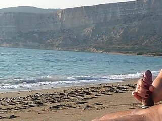 Beach Handjob: Beauty in Bikini Makes Him Get a Huge Cumshot at the Beach