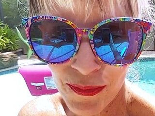 Gorgeous Mature Blonde Solo Masturbation