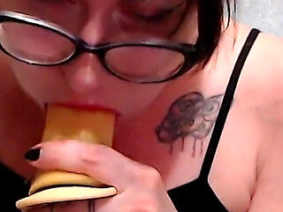 Extremelly Sloppy Throatfuck