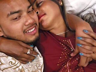 Badly sex with my new girlfriend in oyo room oyo room viral sex video sexy bust bra wearing