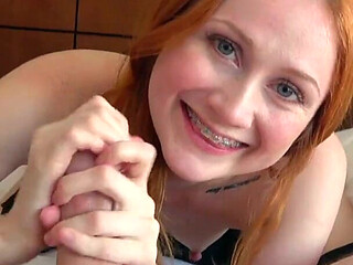 Scarlet's Sweet Encounter at the Cutie Pad