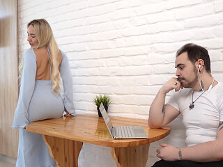 She Couldn't Wait Anymore! Fucking Her Husband Right During His Work Call!