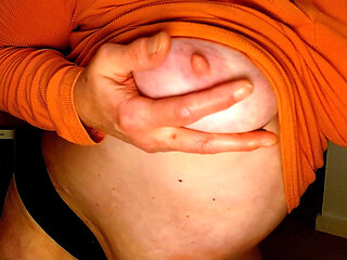 1313 Belly Button, Titties and Asshole From Thick and Curvy Mature Dawnskye1962