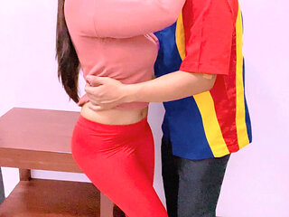 Stepmother Finished Gymnastics to Make Love to Delicious Rations