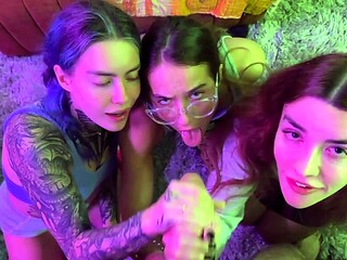 Triple blowjob with Violet Moore, Pandora Skye and MissLeahH