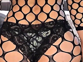 Ass Sniffing for Lazy Servant 1