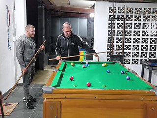 Me, Carmona, Opaido Carmona and Viking de Taubat&eacute; started a game of pool naked