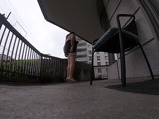Early Morning CD makes a new dirty video and goes outside