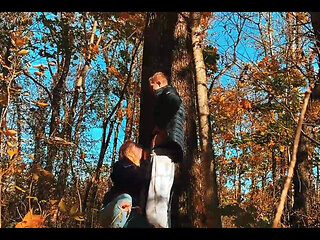 Fucked a Beauty with a Big Ass in the Forest While Walking