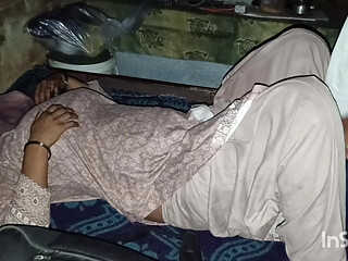 Desi India hot bhabhi Delhi girl