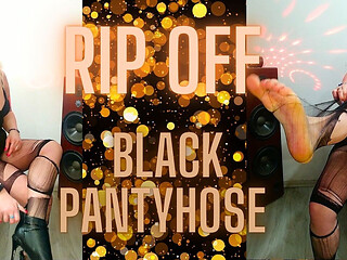 (117) Rip Black Pantyhose
