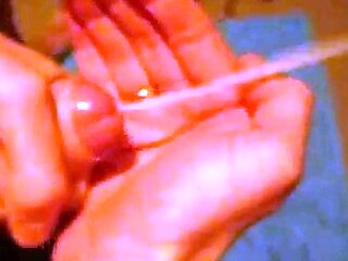 Amateur Webcam Masturbation and Cum