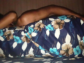 Indian desi bhabhi chetting apne husband se