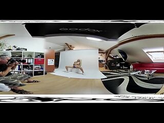 Adroit girl - 3d in virtual reality clip - Bravo Models