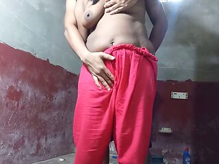 Young desi girl gets busy with her boyfriend indoors