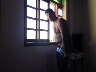 luksmen1 gainer. cleaning the house while seducing you