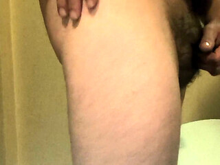 Jerking off till I drip cum in hand