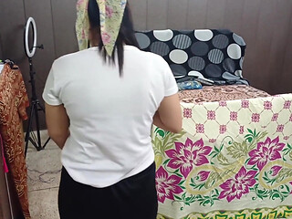 Step Brother Fucking His Beautiful Step Sister While She Watching Movie