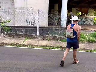 Paiz&atilde_o pr&eacute_dio abandonado