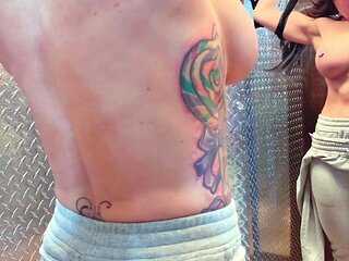 Big boob brunette masturbates on webcam