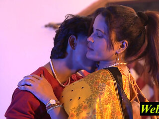 Indian Beautiful Cuckold Wife Amazing Hot Sex! Sakki Husband