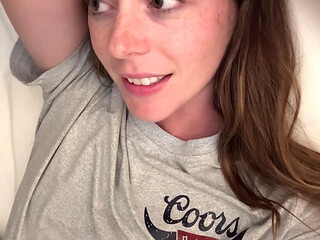 Bedtime Orgasm with My Hitachi