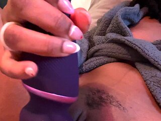 Let It Flow VII BIG toy edition Black and Ebony