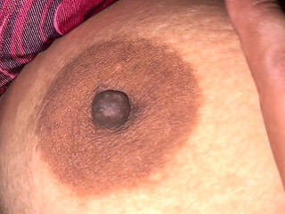 Dasi Bhabi Boobs Pressing Heard - Indian Bhabi Boobs Pressing - Boudi Dudh Chapa