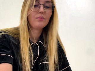 Amateur blonde gives great handjob