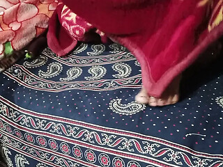 Mere bina chut mein bengan dalke shant hui bhabi