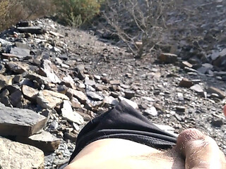 A Good Cumshot on the Mount of Big Fat Dick, the Guy Wants to Suck It!