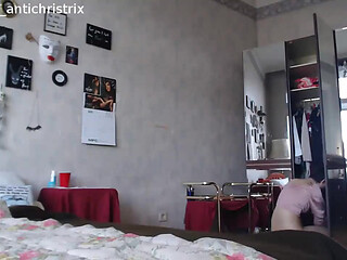 Showing My Dirty Bits on Cam!