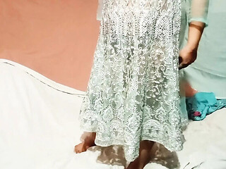 Indian Hindu Wife Gets Fucked by Pakistani Christian Boy on New Year Night