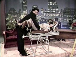 Amateur whorish brunette Bailey Brooks with