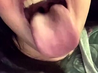 Amateur blowjob close up