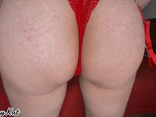 Valentines Lingerie Farts: Stinky Cupidon