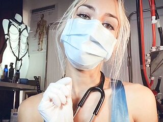 Amateur Blonde With BIG BOOBS Hot Free Cam Show