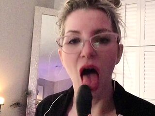 Hot Blondes Ass Loves Toys And Dicks