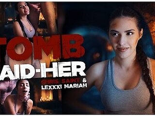 Tomb Raider / Lara Croft Latina Cosplay Parody - Chris Saint & Lexxxi Mariah