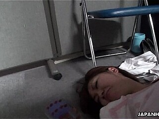 JAPANESE WOMAN GETS BONED AFTER SUCKING COCK