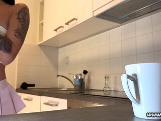 Leons TV - tennis skirt sex