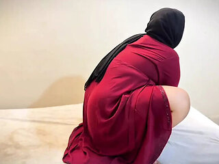 POV Fuck With My Ex-Husband's Big Tits Arab Wife - Amateur Cheating MILF Solo