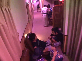 Lost Lights of the Colorful Town in a Secluded Hot Spring Resort!