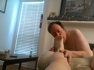 Big Beauty Nurse Vicki Is Naked on Couch with Dirty Feet! She Gets a Special Treatment