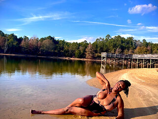 MATURE EBONY COUGAR MAKING FETISH CONTENT OUTDOORS PT 2