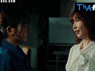 Momo Fukuda shows off her big tits