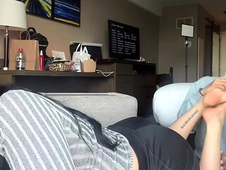 FootguyAllan - Worshipping Mfyt Pretty Soft Feet (Re