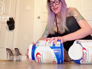 Size 16 Foot Domination: Protein Tubs Crushed Like Toys