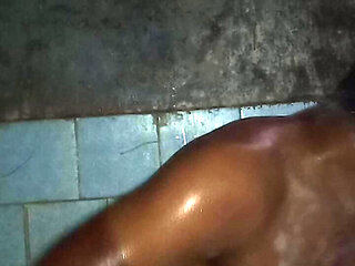 I masturbated well in the bathroom while taking a shower and the girls showed their waists and just showed I love you, I love you, I love you, I love you.