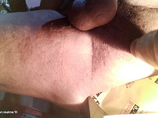 If anyone is interested in having a toy inserted in the ass, inbox me and I will have sex with you.